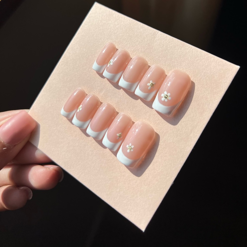 Press on nails✨💅🏼